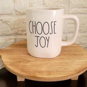 Choose Joy Rae Dunn